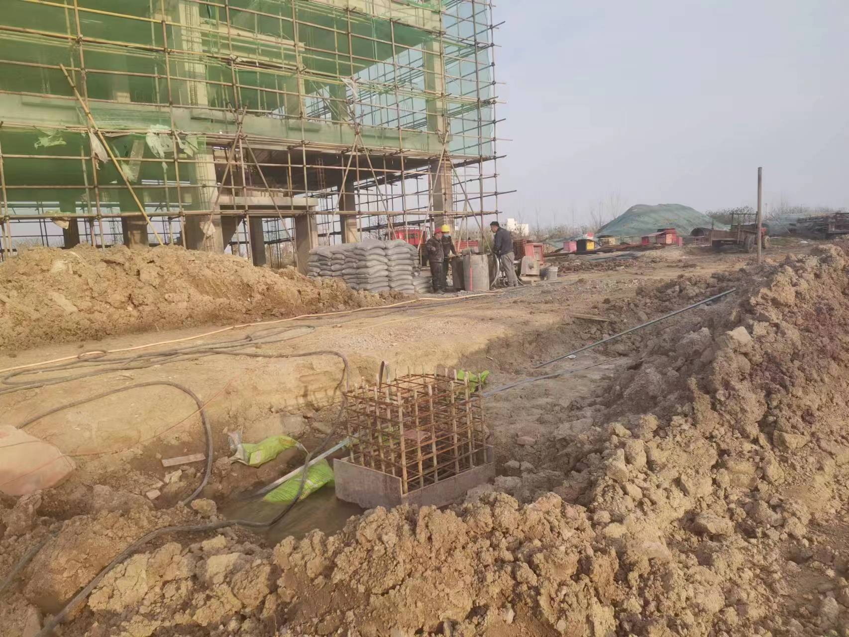 屯留当桥梁出现裂缝的时候应该及时加固修补